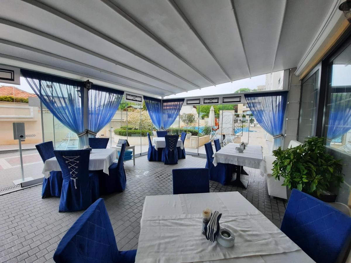 Private Super Apartments By Sea In Apart Hotel ! Pomorie Esterno foto