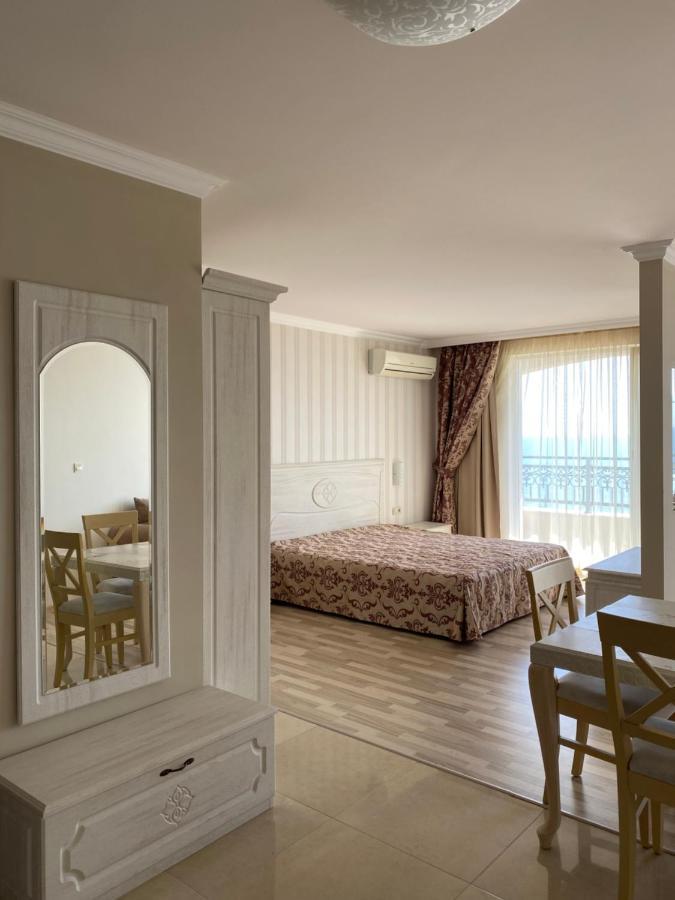 Private Super Apartments By Sea In Apart Hotel ! Pomorie Esterno foto