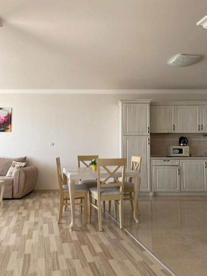 Private Super Apartments By Sea In Apart Hotel ! Pomorie Esterno foto